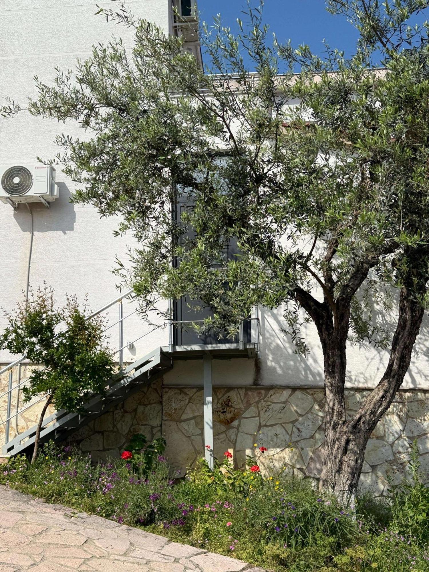 Vila Bilali Apartment Ksamil Exterior photo